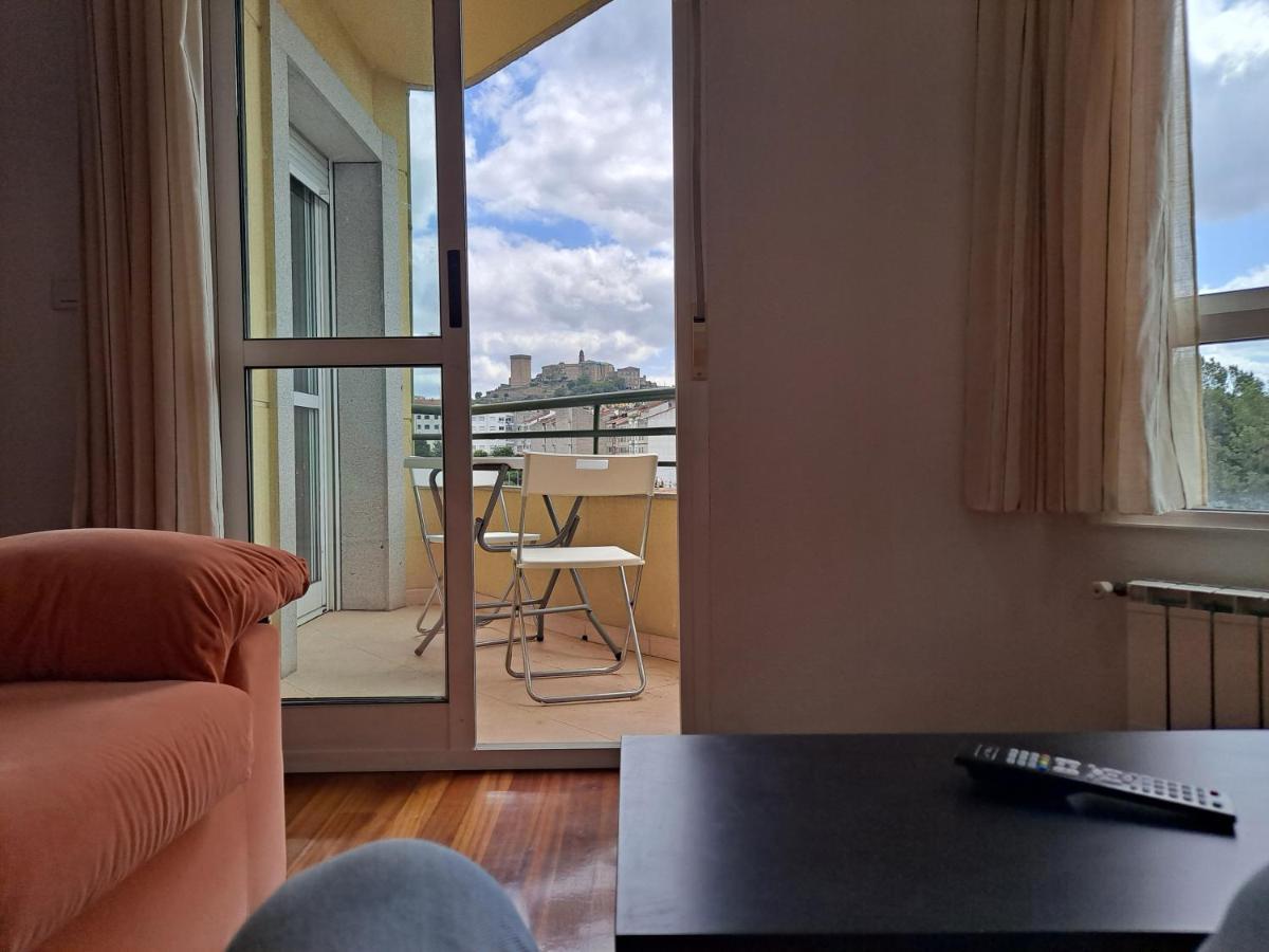 Apartamento Con Vistas, Amplio Y Luminoso Монфорте де Лемос Екстериор снимка